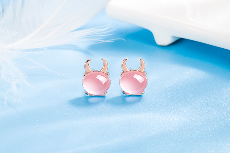 Fashion Cat Copper Ear Studs Inlay Natural Stone Copper Earrings 1 Pair