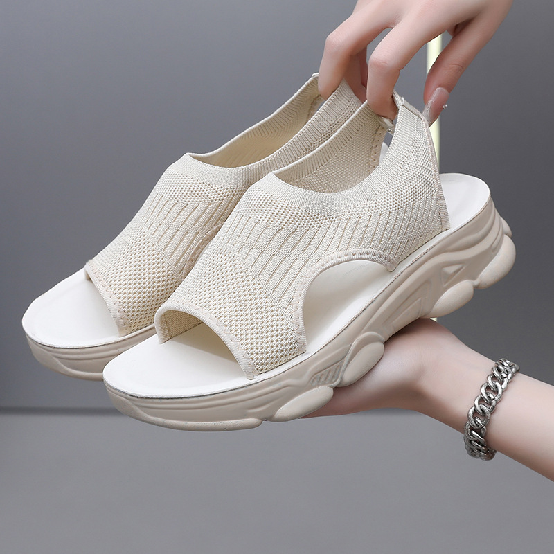 fashionable women's sandals for leisure platform