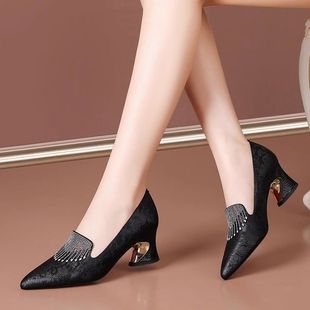 �A�ۇ��L���|ˮ���Ƥ���^2025�¿�Ůʿ�＾ƤЬŮ���m�ٴ��Ь
