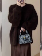 感穿搭水貂绒棕色毛衣女秋冬季美拉德软糯复古马海毛圆领上衣