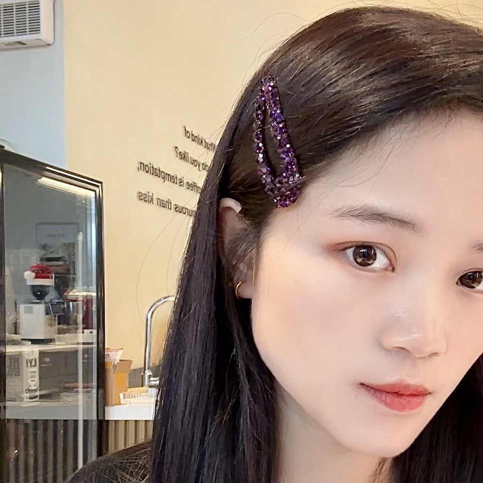 18g Weight Hair Clip Hair Accessories Type 1 Piece Quantity Daily, Street Occasion Artificial Crystal Material Solid Color Pattern All Seasons Season Women's Gender Elegant, Shiny Style Elegant Shiny Women's Solid Color Artificial Crystal Hair Clip 9