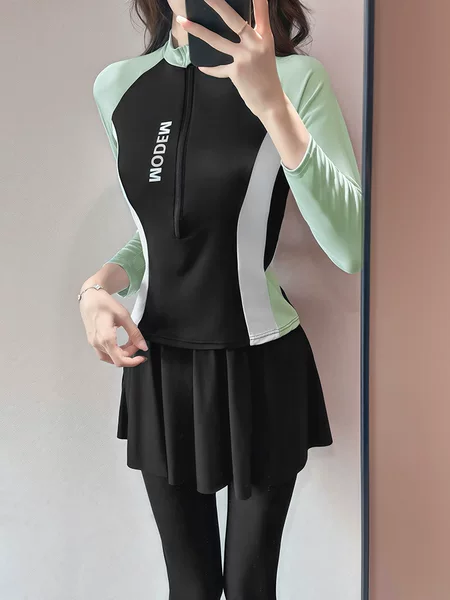 2025 New Swimsuit Women's Skirt Long-Sleeved Pants Three-Piece Split Sun Protection Conservative Snorkeling Suit Hot Spring Beach