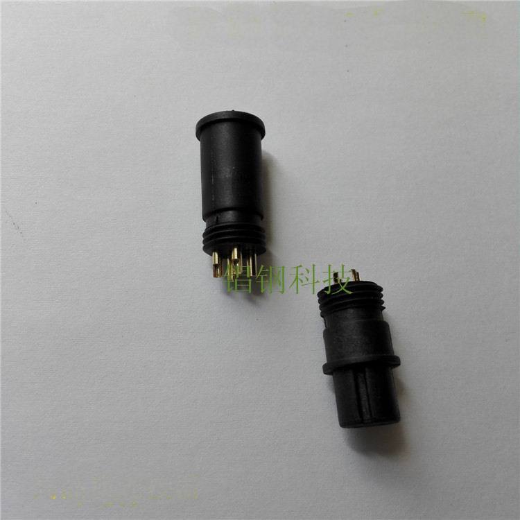 M8ע�ܽ�ͷB����5о������������M8 injection molded connectors