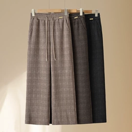 中老年休闲套装;中老年外套;中老年羽绒服