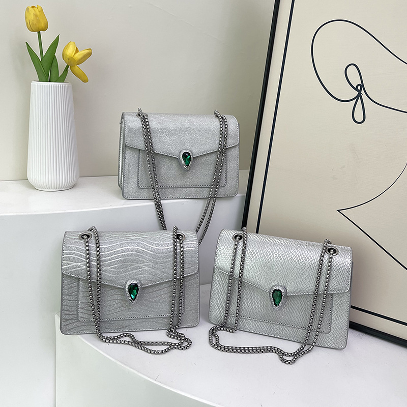 This Year's Popular Bags 2025 New Fashion Snake-pattern Small Square For Women Versatile Chain Shoulder Crossbody Bag_voghion.com