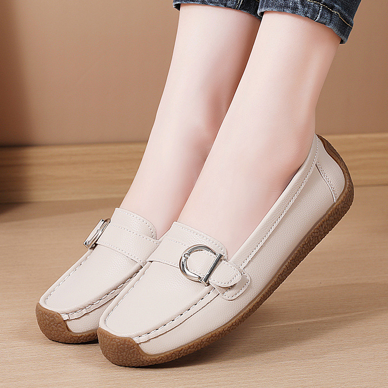 Cross-Border Large Size Women's Shoes, Soft-Soled Slip-On Shoes, Comfortable Casual Shoes, Versatile Beanie Shoes, Mother's Shoes, Loafers Cross-Border Large Size Women's Shoes, Soft-Soled Slip-On Shoes, Comfortable Casual Shoes, Versatile Beanie Shoes, Mother's Shoes, Loafers