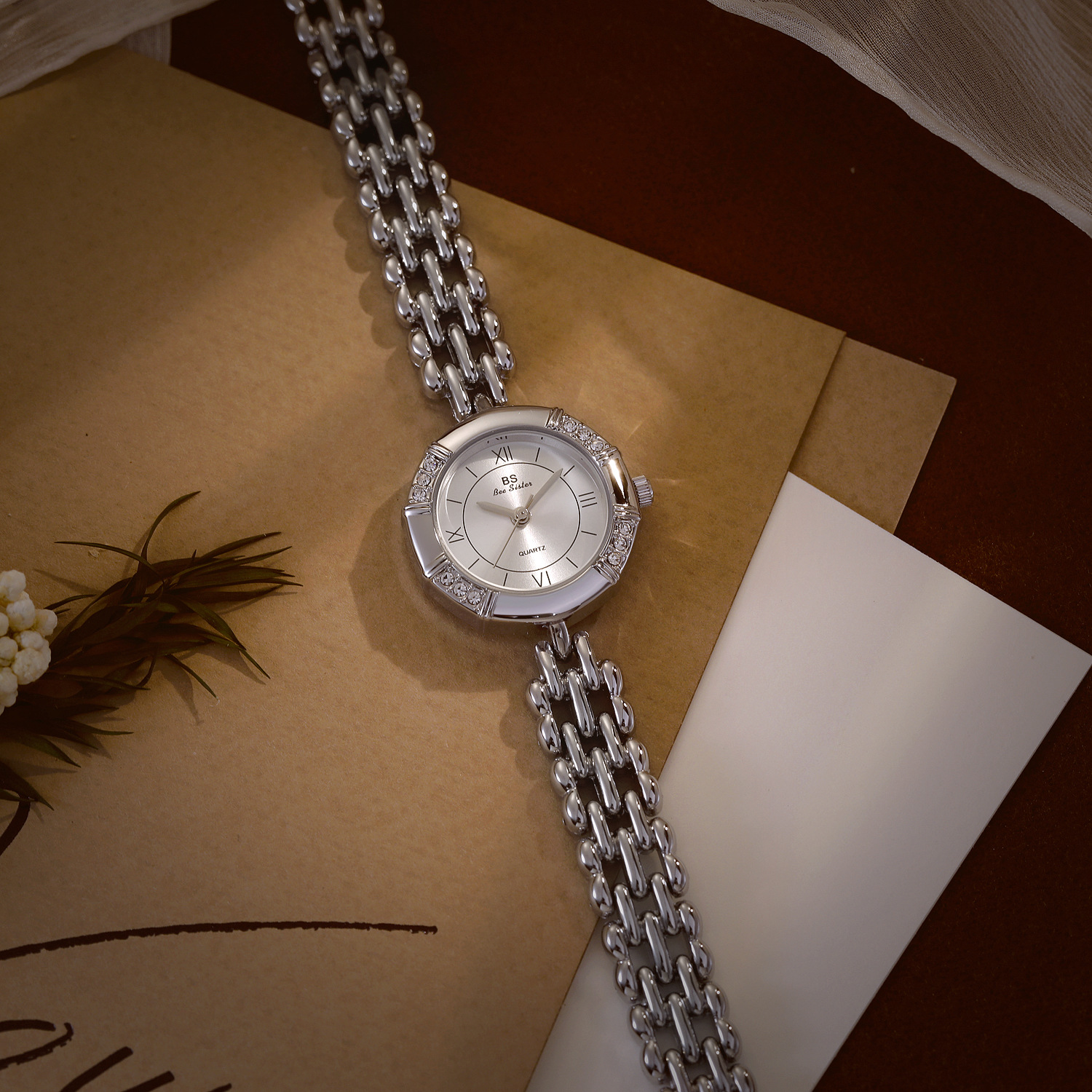 55g Weight Tempered Glass Mirror Material Fine Steel Strap Material Watch Classification Pointer Display Type Jewelry Buckle Buckle Style Diamond Dial Shape Casual, Tea Party Occasion Quartz Movement Solid Color Pattern All Seasons Season Women's Gender Elegant, Classic Style Style Elegant Classic Style Solid Color Jewelry Buckle Quartz Watch 20