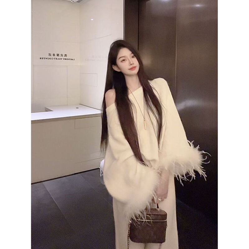 Festive and ethereal sweater for women, new autumn and winter style, with fluffy sleeves and a gentle, elegant vibe