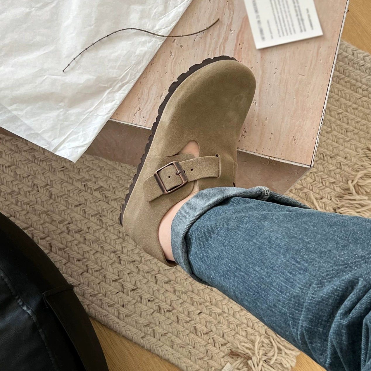 Новинка 2024, универсальная обувь Birkenstock, пробковые туфли на толстой подошве 2,2 см, верхняя одежда на плоской подошве, обувь для ленивых, женская обувь Henan Sangpo