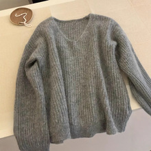 推荐！慵懒高级灰软糯马海毛毛衣韩系V领羊毛针织上衣女秋冬新款