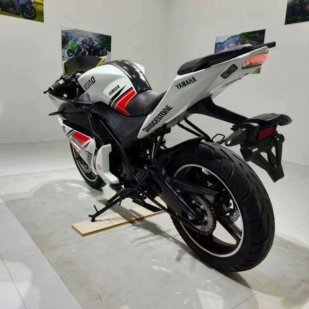 【Источник производителя】【Источник производителя】Yamaha r1, золотой объём 250 двигательных