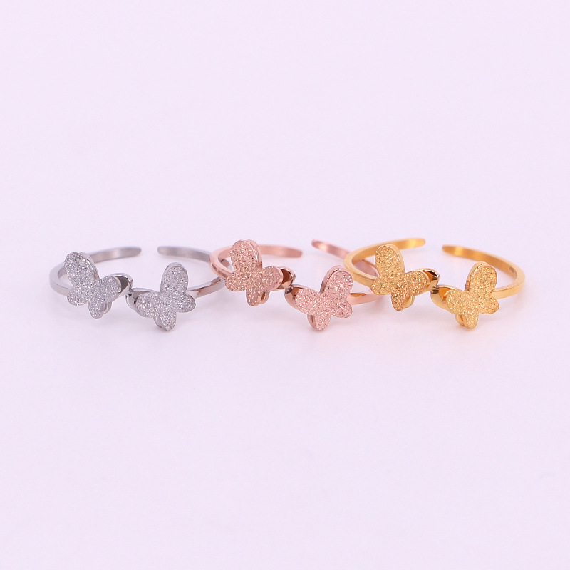 Anello farfalla aperto regolabile opaco impilabile_voghion.com