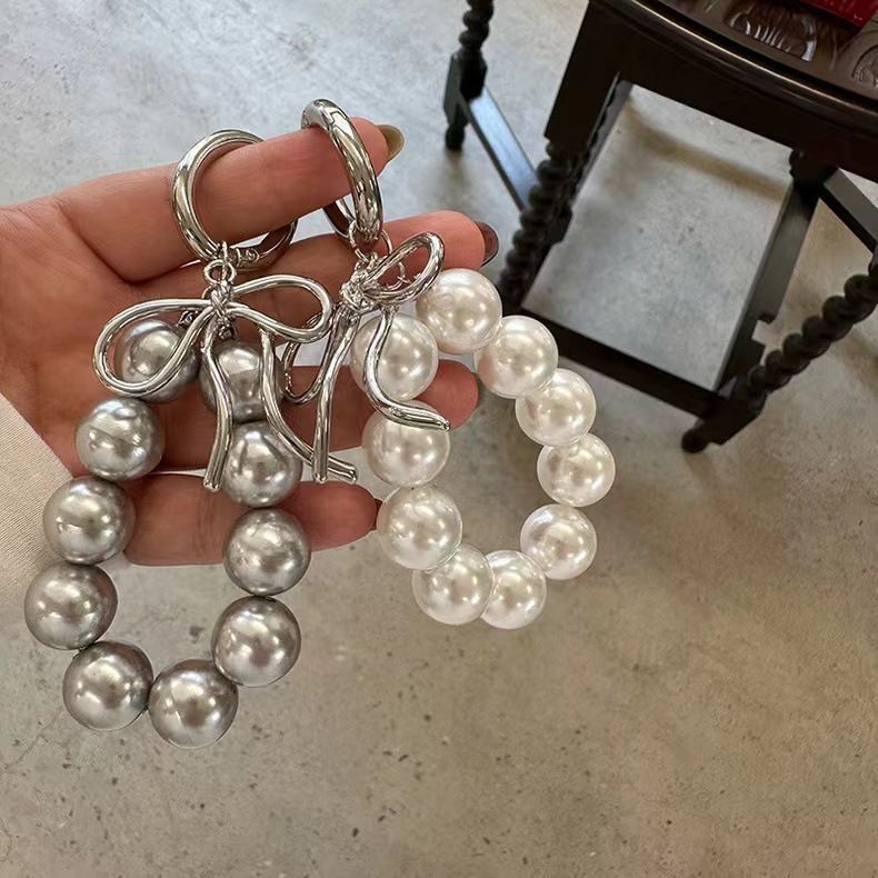 23g Weight Bag Pendant, Keychain Classification 1 Piece Quantity Holiday, Banquet, Travel Occasion Resin Material Bow Knot Pattern Plating Design Casual, Elegant, Lady Style 1 Piece Casual Elegant Lady Bow Knot Resin Plating Bag Pendant Keychain 10