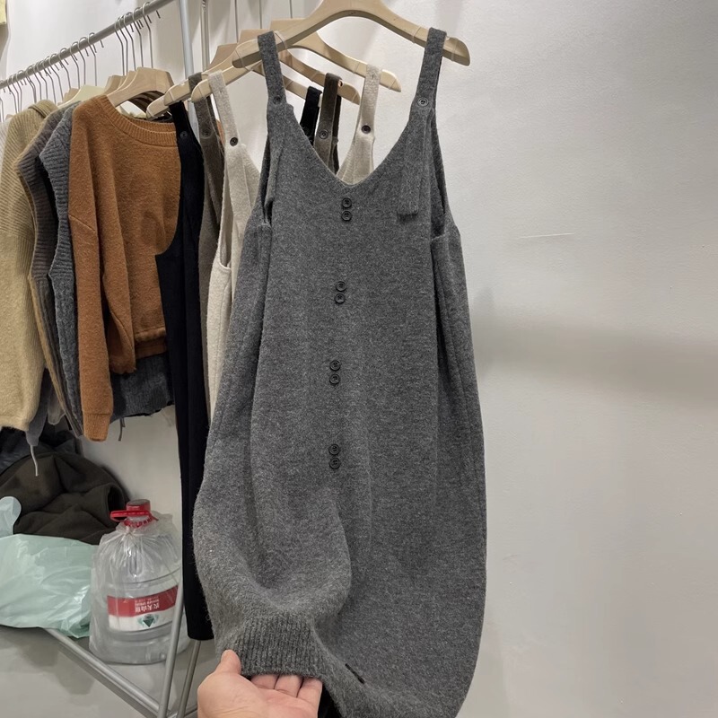 Grey Knitted Suspender Skirt dress Women's Autumn and Winter 2024 New Arrival Skirt Loose Mid-Length Sweater Suspender Skirt