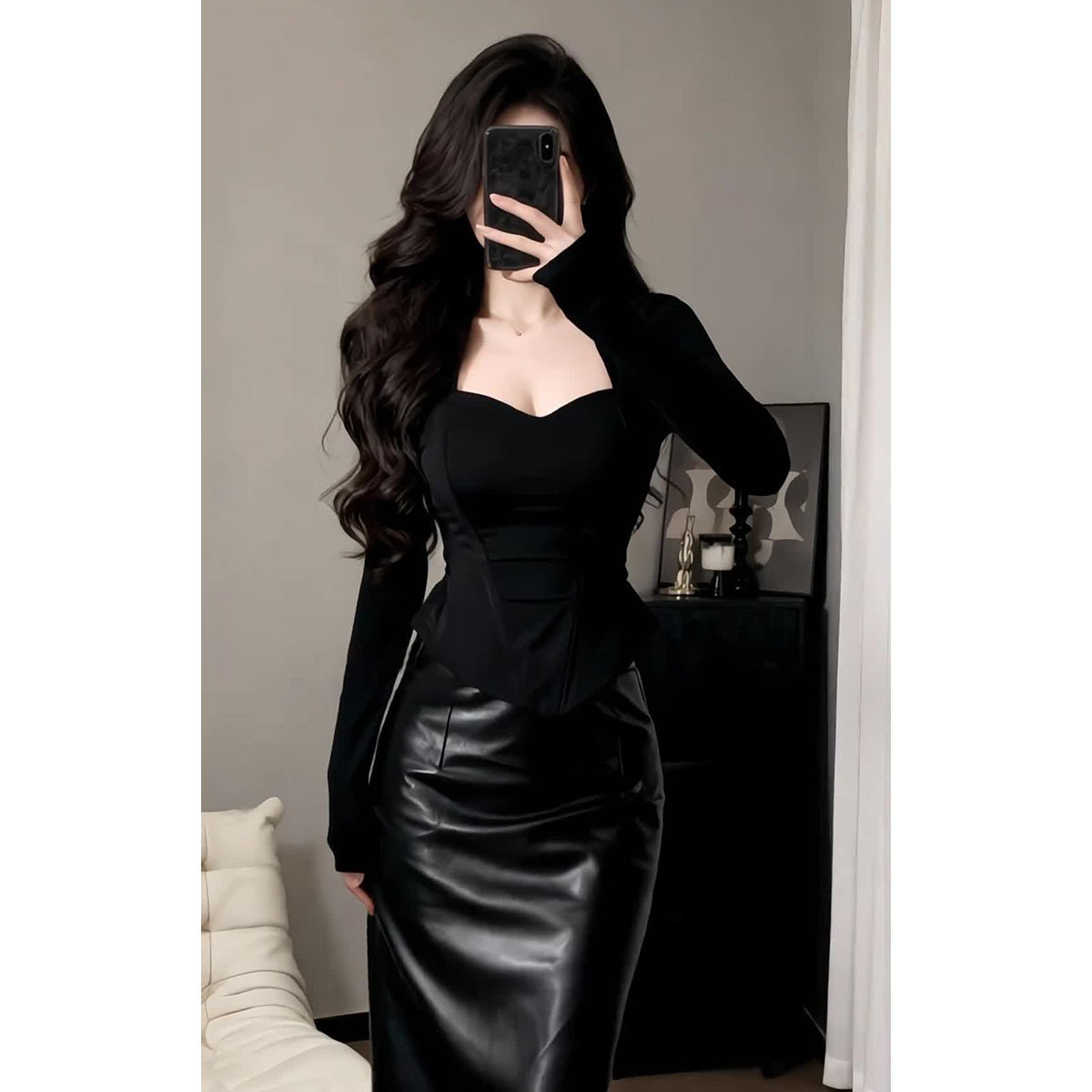 French-Style Black Square-Neck Long-Sleeve T-Shirt, Short Base Shirt Top for Women, New Autumn Slim-Fit Bodycon Skirt