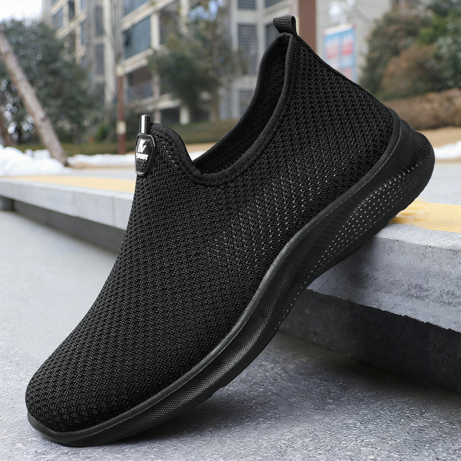 Zapatos de hombre transfronterizos ligeros con suela suave, zapatos de verano transpirables no olor, zapatos casuales, zapatos perezosos, zapatos de patas, zapatos de malla