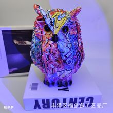 春节礼物猫头鹰树脂工艺品家居摆件装饰创意炫彩涂鸦礼品源头工厂