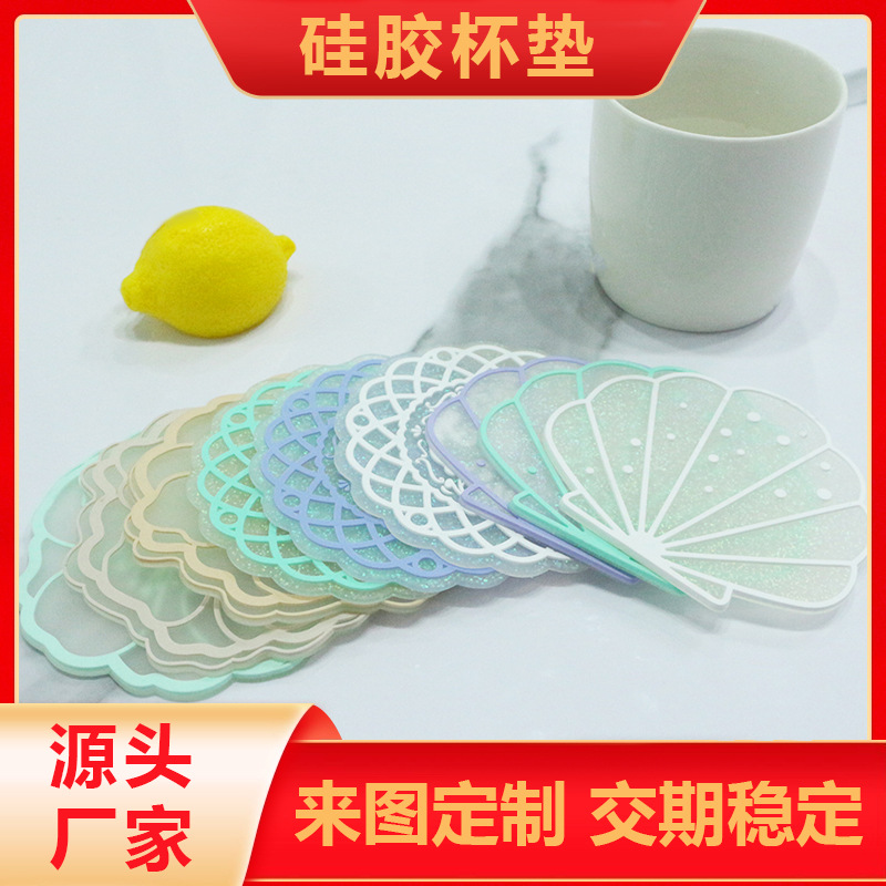 Mesa de comedor creativa personalizada, almohadilla de aislamiento térmico, posavasos, lujo ligero, sensación de alta calidad, pegamento suave de PVC, taza de cerámica resistente a altas temperaturas, posavasos de té