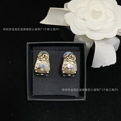 Xiangnai 24K ラウンドダイヤモンドイヤリング、女性用、シンプルな気質、軽い高級感、高品質イヤリング、小紅書と同じスタイルのイヤリング