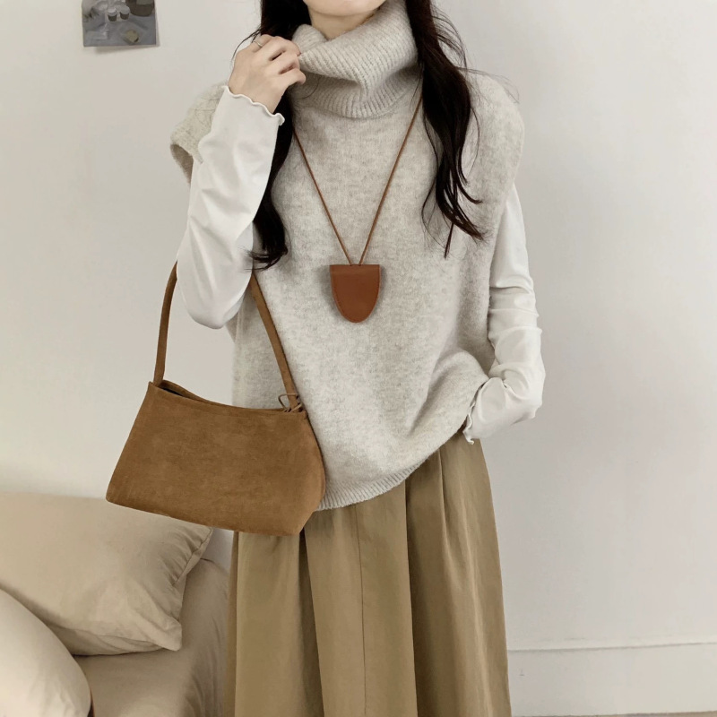 Korean-Style Solid Color Simple High-Neck Knitted Vest Sweater for Women, Autumn and Winter Lazy Style Loose Outerwear Vest Layering Top Korean-Style Solid Color Simple High-Neck Knitted Vest Sweater for Women, Autumn and Winter Lazy Style Loose Outerwear Vest Layering Top