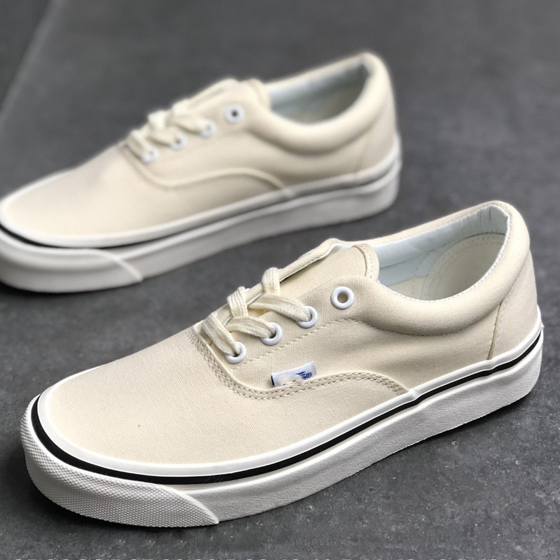 純粋なオリジナル Vans キャンバスシューズロートップレースアップレトロスケートボードシューズカップルカジュアルスポーツシューズキャンパススリッポントレンディな靴|undefined