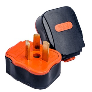 Xinda Tai one-piece copper anti-fall 10A three-Plug Power supply three-pole plug conversion wiring plug only