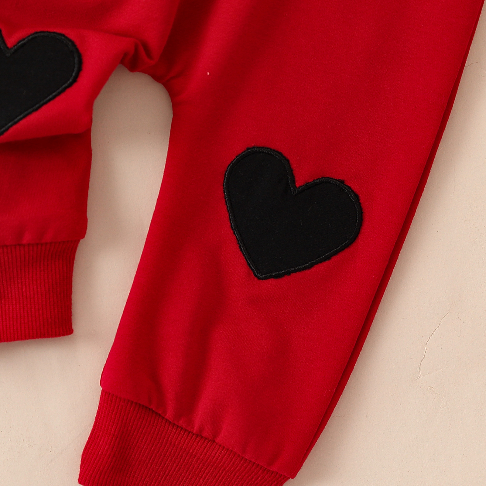 Infant toddler unisex Valentine's Day long sleeved top with print and heart towel embroidered pants two-piece set_voghion.com