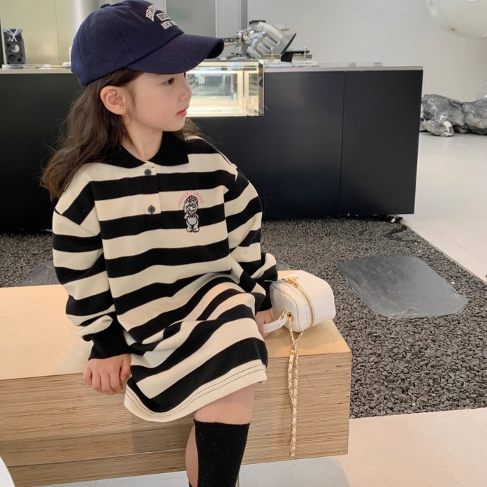 2024女童韩版洋气宽松Polo领条纹T裙春秋装新款休闲直筒卫衣裙潮