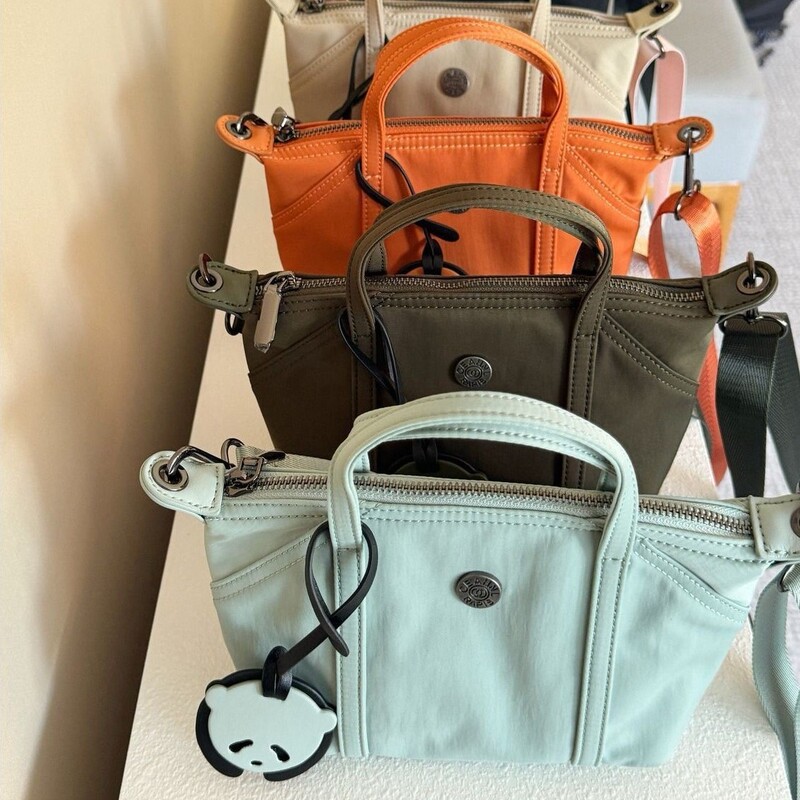 High-value Mini Tote 2025 New Casual Fashion Lightweight Shoulder Portable All-match Crossbody Bag Going Out Small Bag