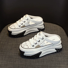 女式休闲单鞋;女式皮靴;厚底凉鞋