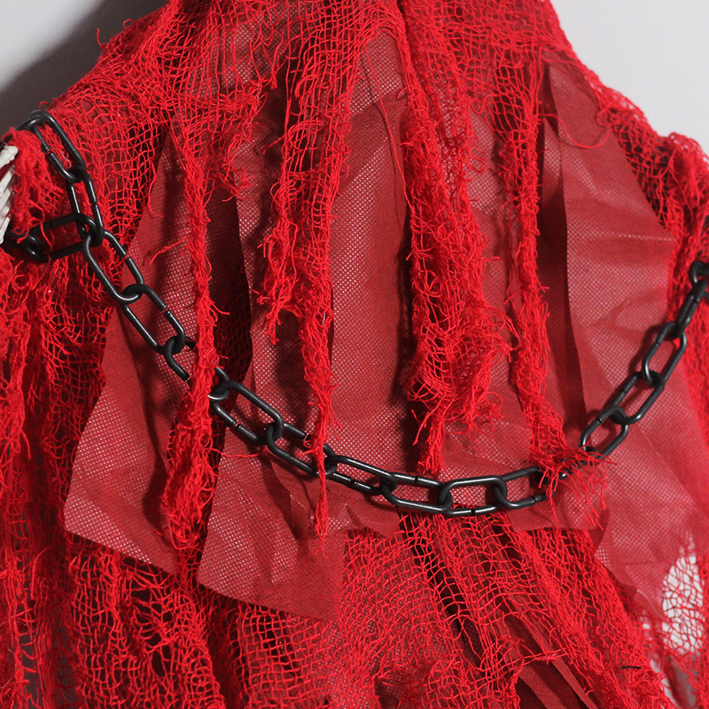 Amazon transfronterizo decoración de Halloween con lámparas sin cara hombre cadenas de hierro colgando fantasmas casa secreta accesorios de terror