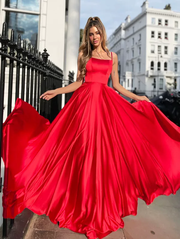 Long sexy red evening dress, European style, city style, Amazon, strap bra, for bridesmaid