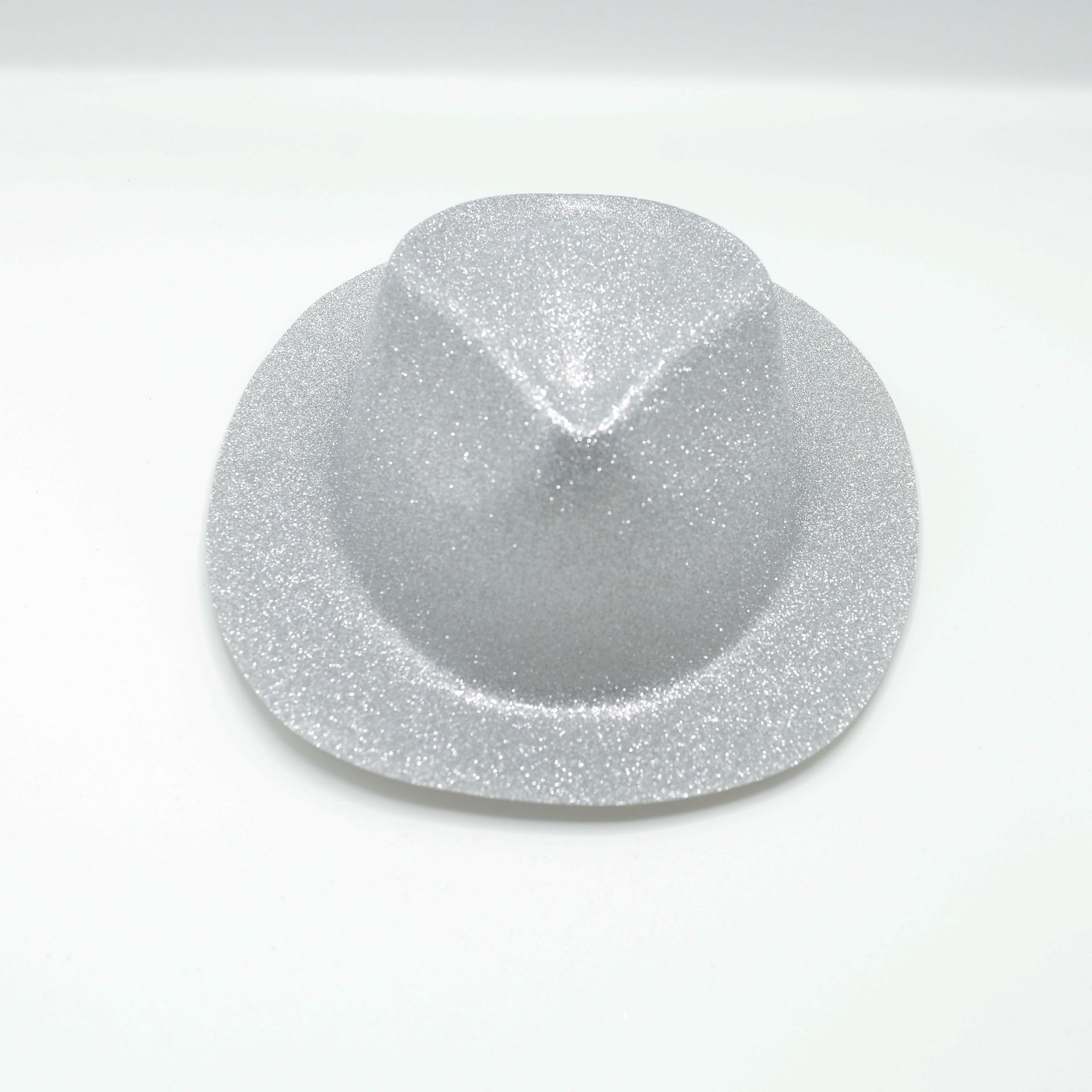 Ventas transfronterizas de festivales de vestir sombreros de espectáculo de props de fiesta sombreros de baile de PVC polvo de oro pequeño vaquero gran gorro