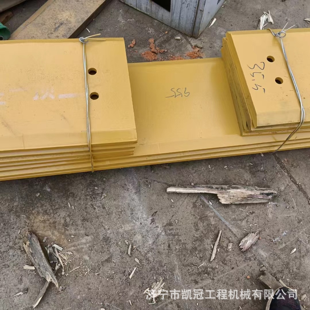 现货销售铲车铲板 铲斗 斗齿  LG862装载机刀板 铲板 铲斗