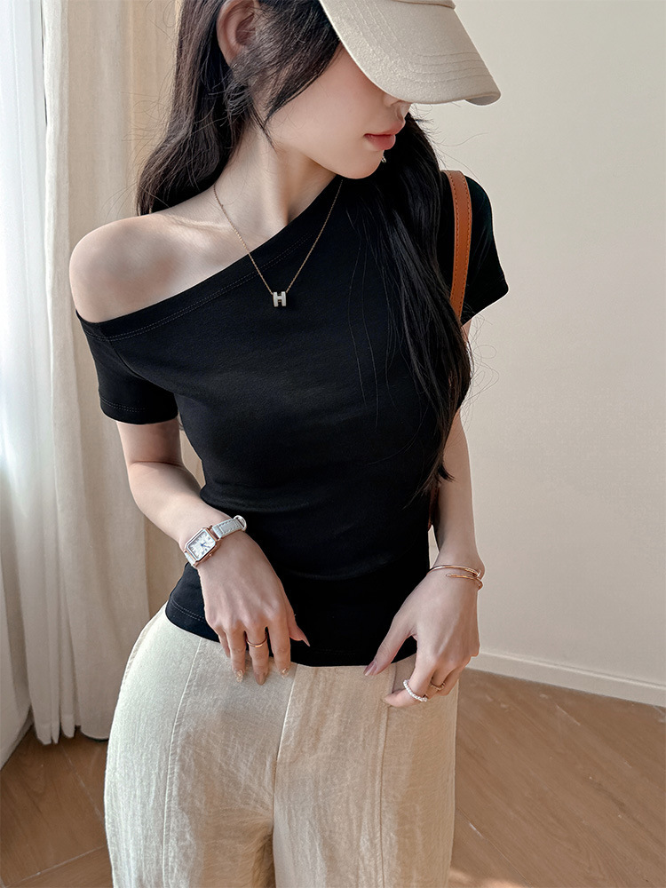봄 여름 디자인 섹시한 핫 걸 스타일 탑 여성을 위한 엄선된 2025 솔리드 컬러 원라인 칼라 오픈 숄더 반팔 티셔츠