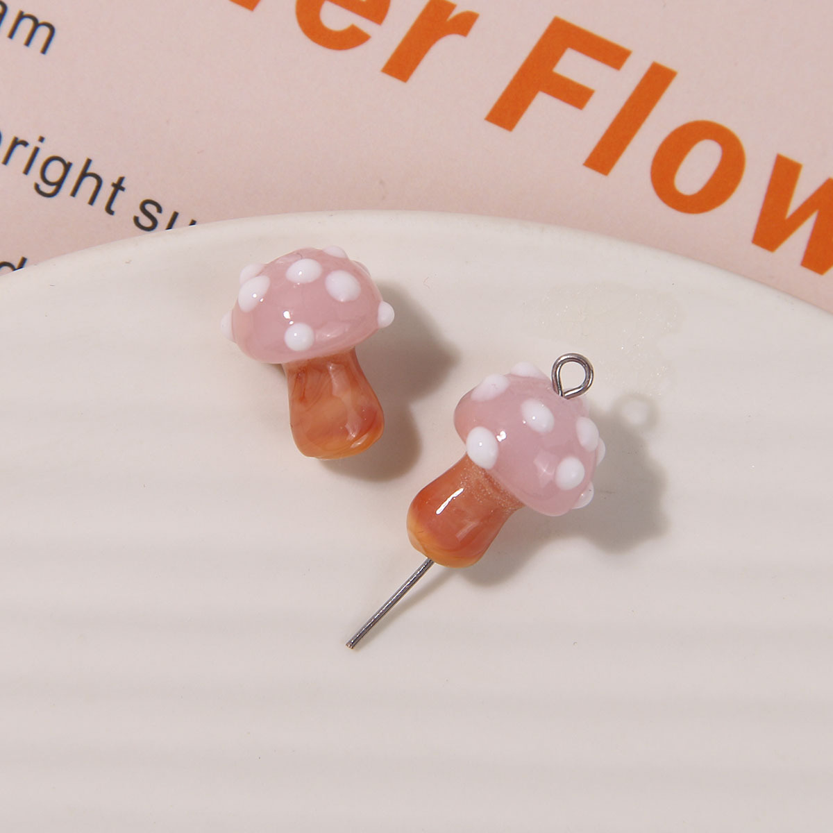 3g Weight Beads Jewelry Making Type 16*12mm Jewelry Making Size DIY Jewelry Accessories Classification 1 Piece Quantity glass Material Mushroom Pattern Polishing Design Casual, Sweet, Simple Style Style 1 Piece 16*12mm Glass Mushroom Beads 6