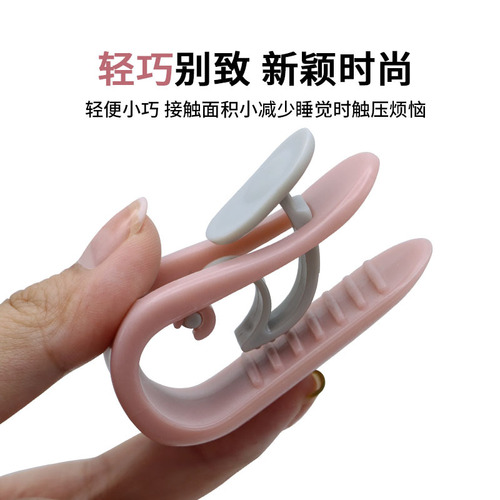 Quilt holder, quilt cover, four-corner fixed-angle clip, sheet anti-run, anti-slip invisible pinless holder