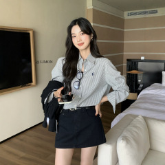 2025秋季简单时髦通勤刺绣复古条纹衬衫长袖休闲百搭宽松女