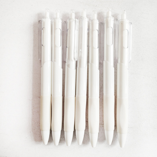 White neutral pen white pen press the white ST gourd head brushing…