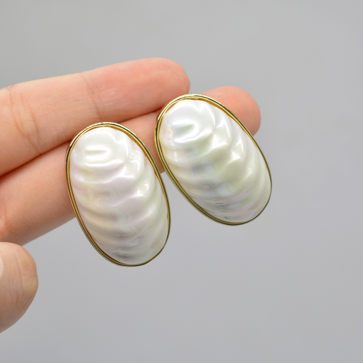 Retro elegant summer earrings pearl