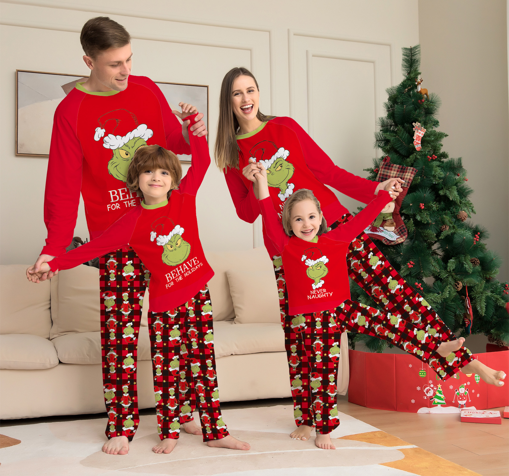 Christmas Little strange family Christmas homestays pajamas cartoon plaid printed two-piece family suit_voghion.com