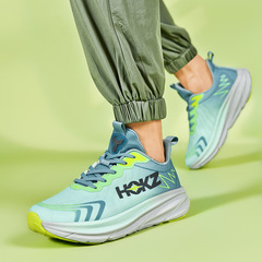 Spring New Arrival Men's Running Shoes, Exports Trendy Running Shoes, Couple Leisure Breathable Sports Shoes, Male Wholesale