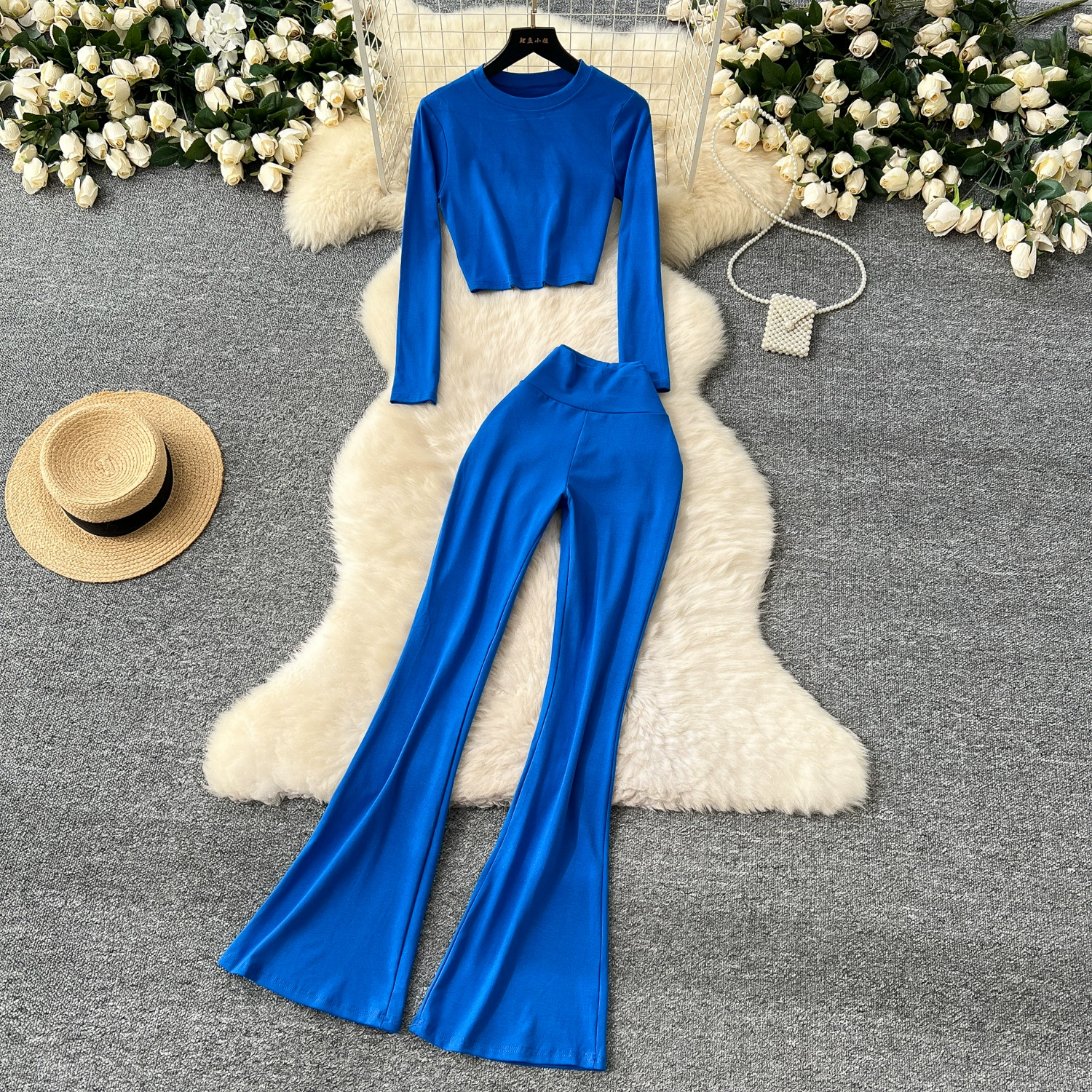 Европейская и американская сексуальная короткая футболка с круглым вырезом и пупком с длинными рукавами