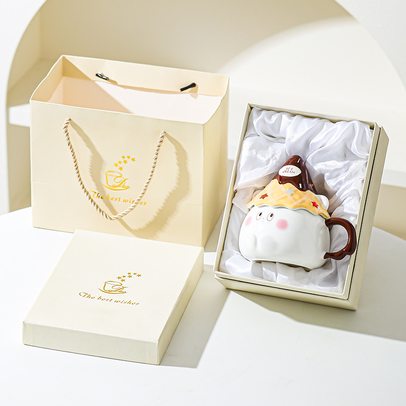 Taza de caricatura de cerámica de alta cara, taza de regalo para una amiga, taza de corazón de una niña, taza de desayuno casera