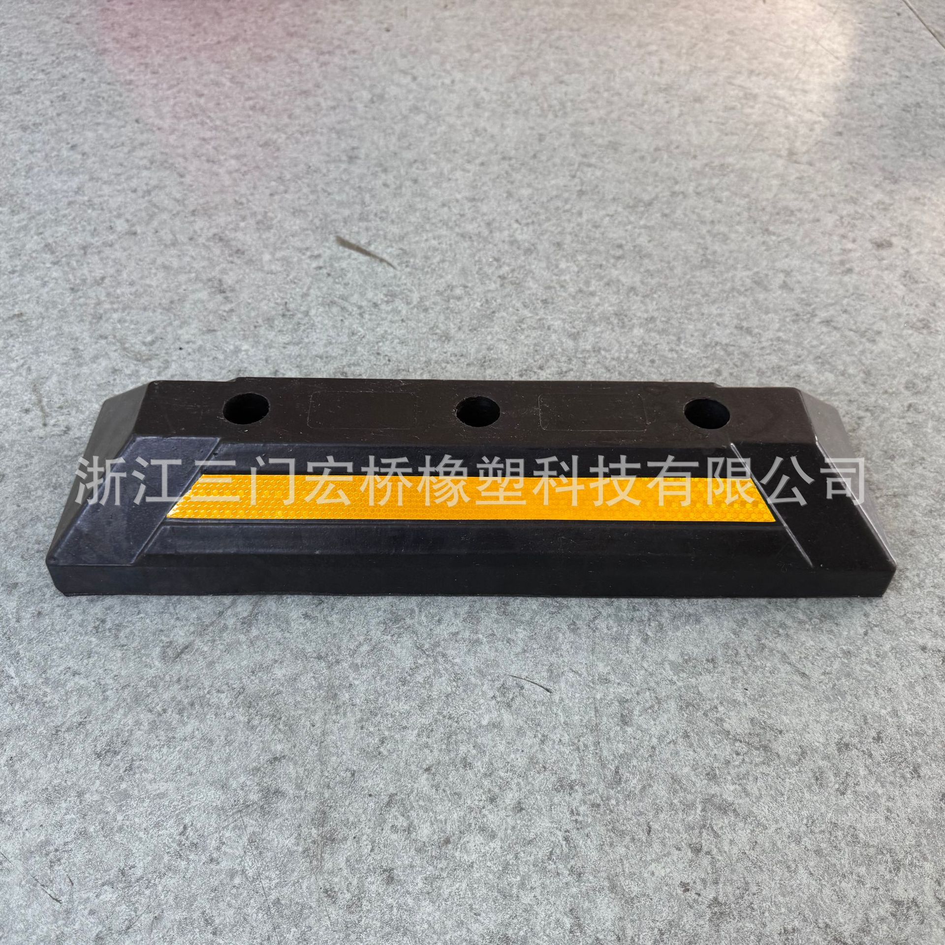 供应车轮定位器，挡车器