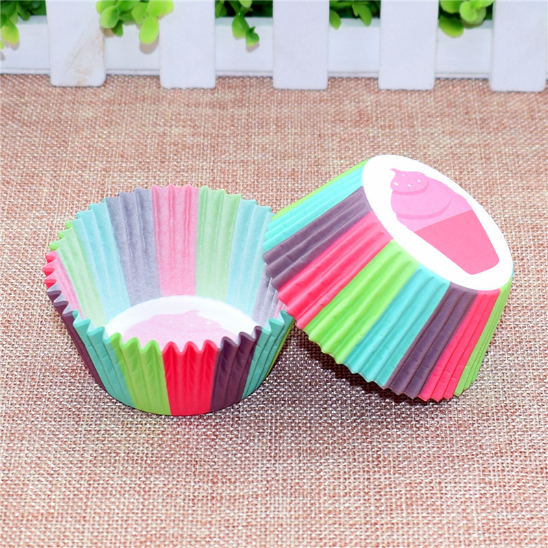 Al por mayor horno de grado alimenticio especial nieve Kitchen pastel de papel soporte resistente al aceite de alta temperatura Maffin hornear cupcakes