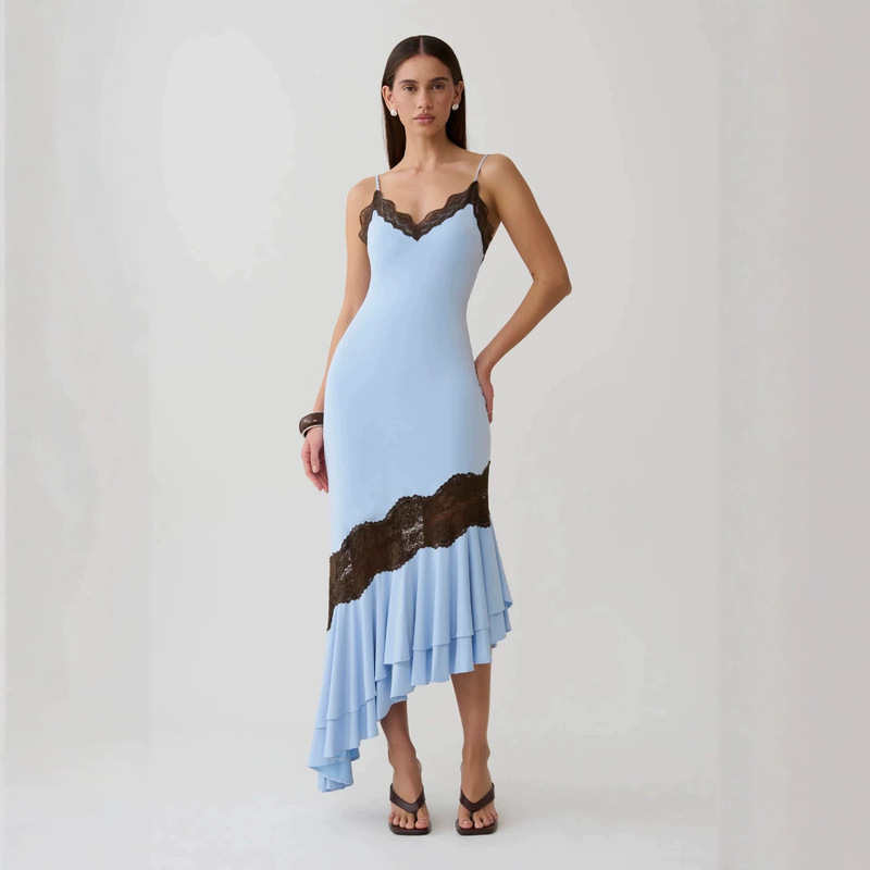 European and American fashion knit camisole dress with lace splicing and color blocking, slim fit, stylish, high-end, irregular long dress European and American fashion knit camisole dress with lace splicing and color blocking, slim fit, stylish, high-end, irregular long dress
