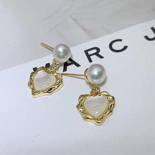 European and American Hot Selling Simple Atmospheric Love Zircon Design Earrings Vintage Niche Fashion Freshwater Pearl Earrings for Women