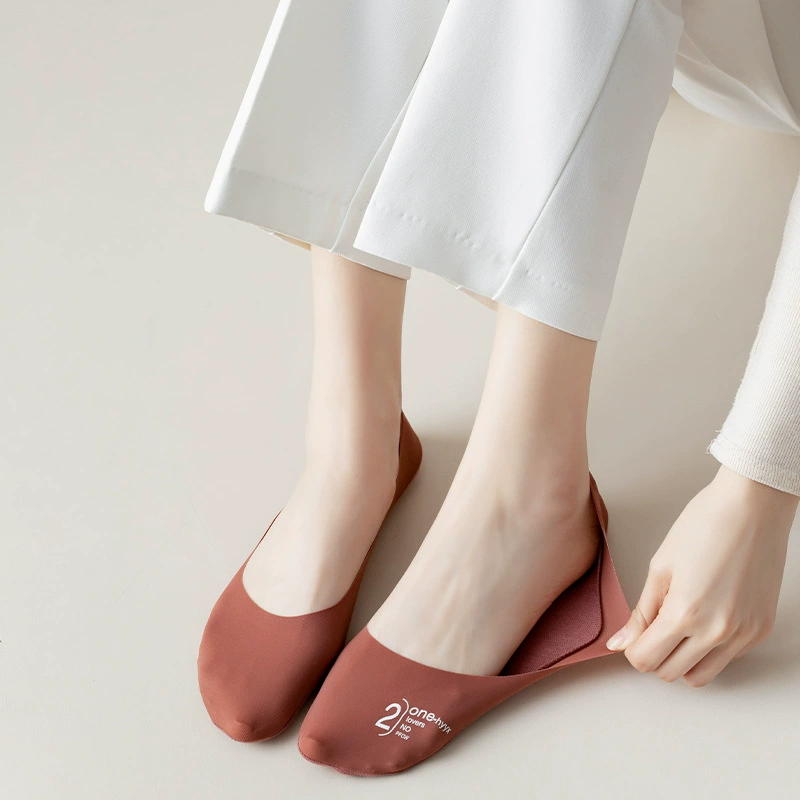 Женские летние тонкие носки-лодочки из ледяного шелка, невидимые хлопковые нижние носки с глубоким вырезом, силиконовые Нескользящие невидимые носки на нескользящей пятке