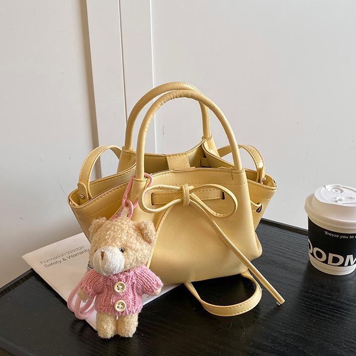 Nicho de diseño coreano bolsas de canasta de verduras para mujeres 2025 nueva moda bolsas de cubo de alta calidad bolsas de hombro